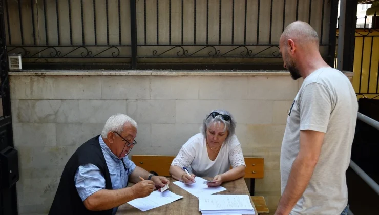 Çifte vatandaşlar Bulgaristan seçimleri için sandık başına gitti