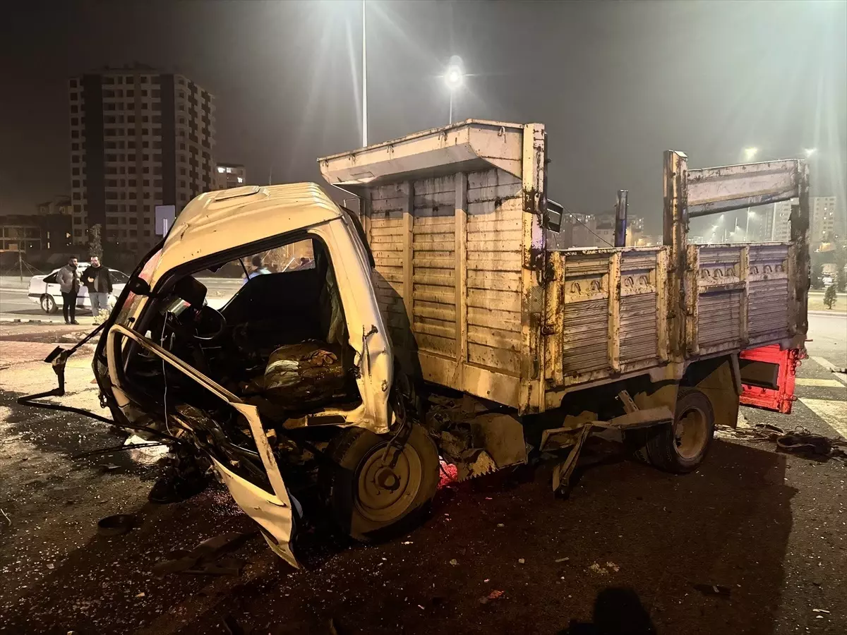 Kayseri’de Trafik Kazası: 6 Yaralı