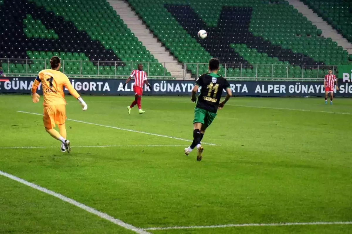 Sakaryaspor, Boluspor’u 2-1 Yenerek Üç Puan Aldı